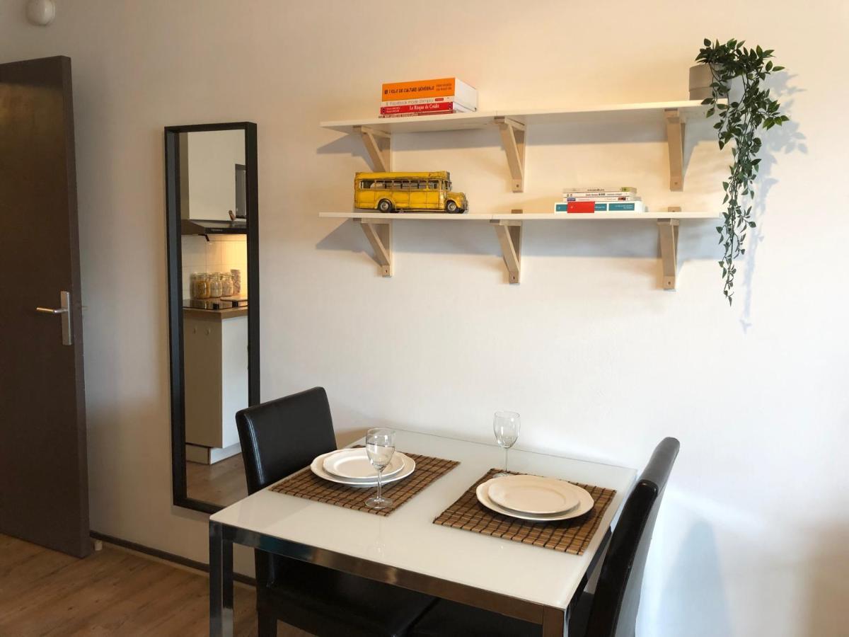 Studio Avec Balcon & Parking Gratuit - Tours Gare Bagian luar foto